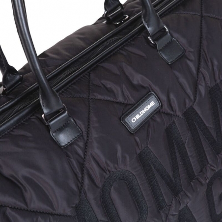 Découvrez la qualité des finitions du sac Mommy Bag Childhome Noir