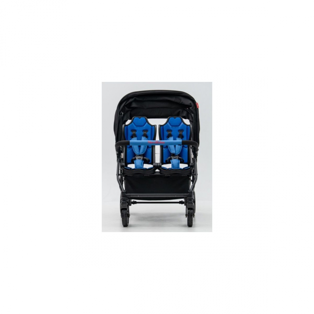 Poussette 4 places assises... Poussette 4 places assises...