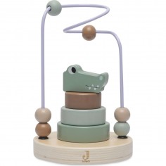 Tour d'empilage en bois à...